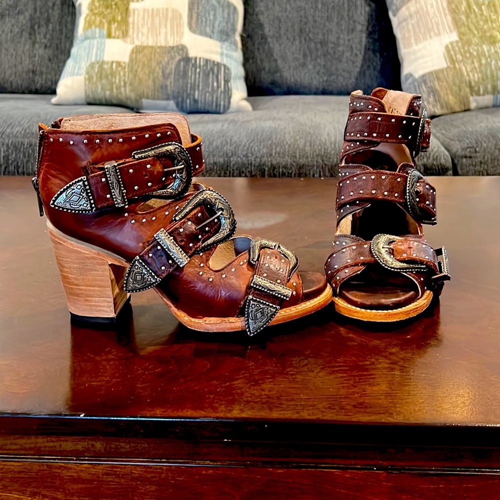 Free bird booties “Violet”